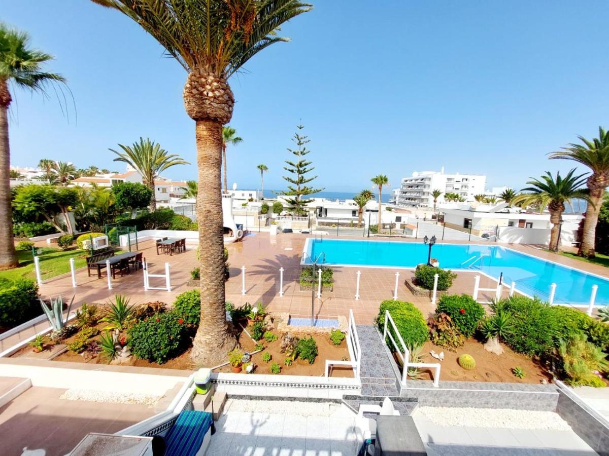 First Line Villa Floor Studio Apartment With Amazing Sea View Air Conditioned Just 50M From The Beach Costa Adeje Dış mekan fotoğraf
